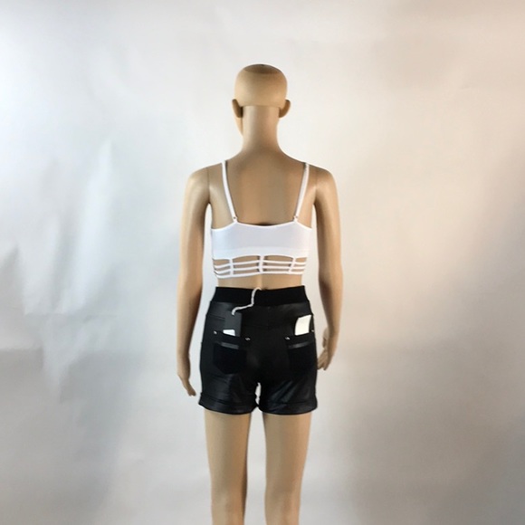 BLACK FAUX LEATHER SHORTS-PRICE FIRM - Picture 5 of 8